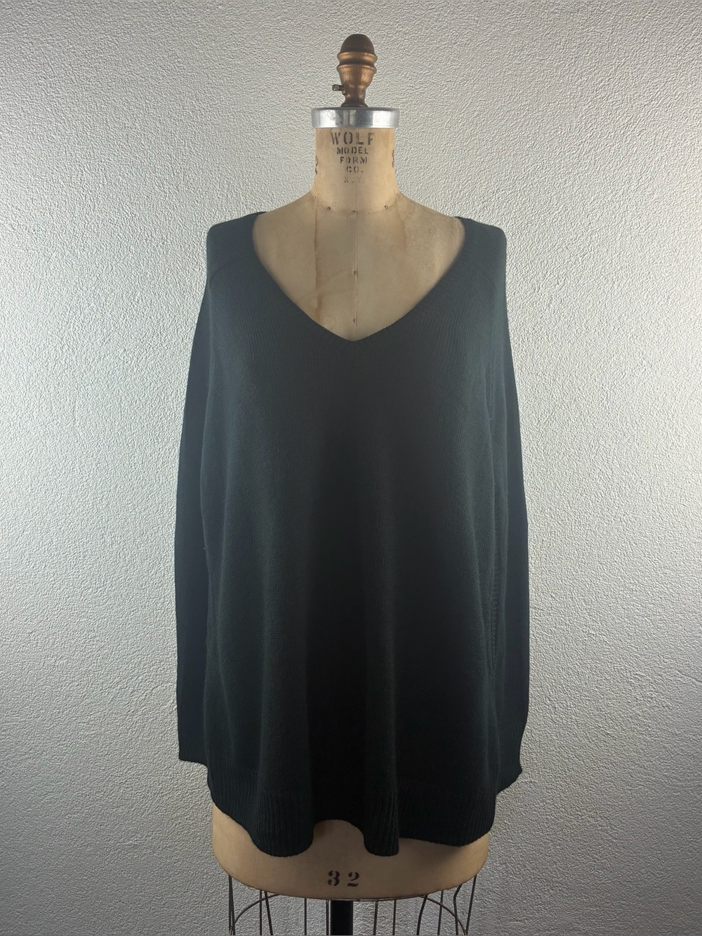 BB Dakota l S JACK Black V-Neck Lightweight Layer Oversize Sweater Poncho Jacket